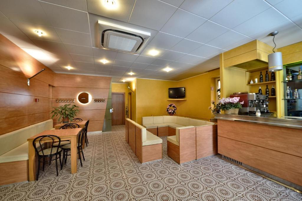 Hotel Guya Varazze Exteriör bild