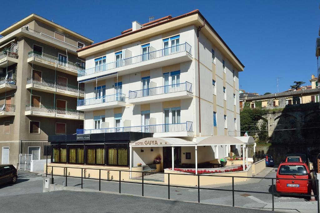 Hotel Guya Varazze Exteriör bild